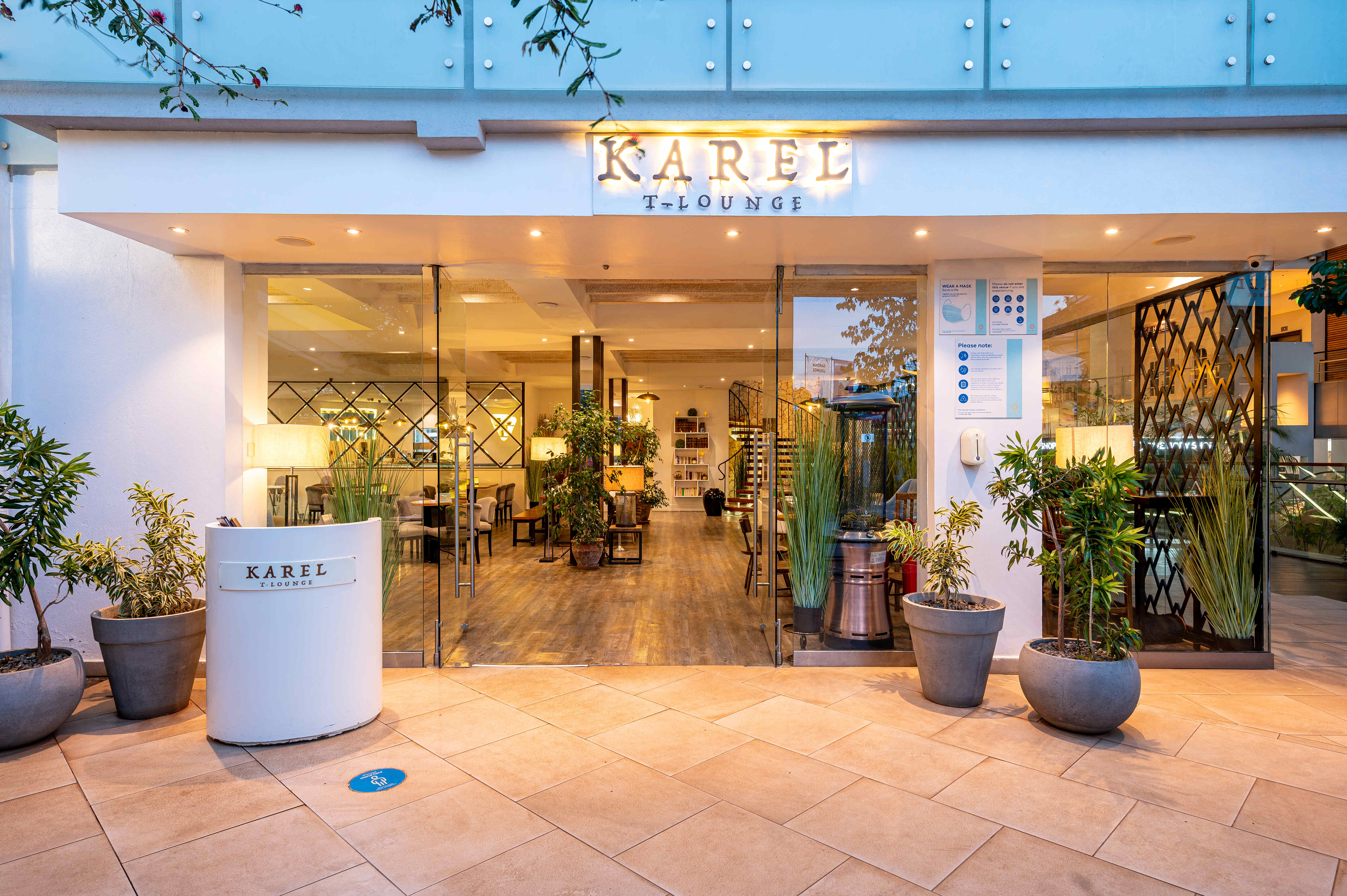 Karel T lounge